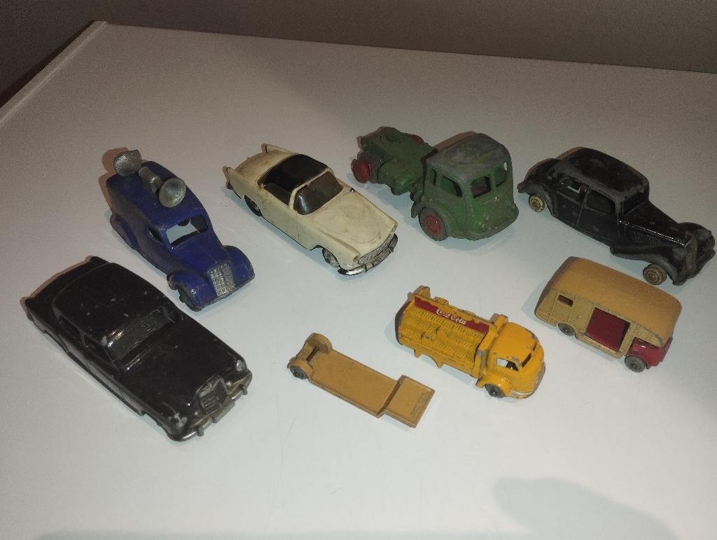 Dinky, Norev, CiJ parkeerplaats... niet compleet., Ophalen of Verzenden, Gebruikt, Auto, Dinky Toys