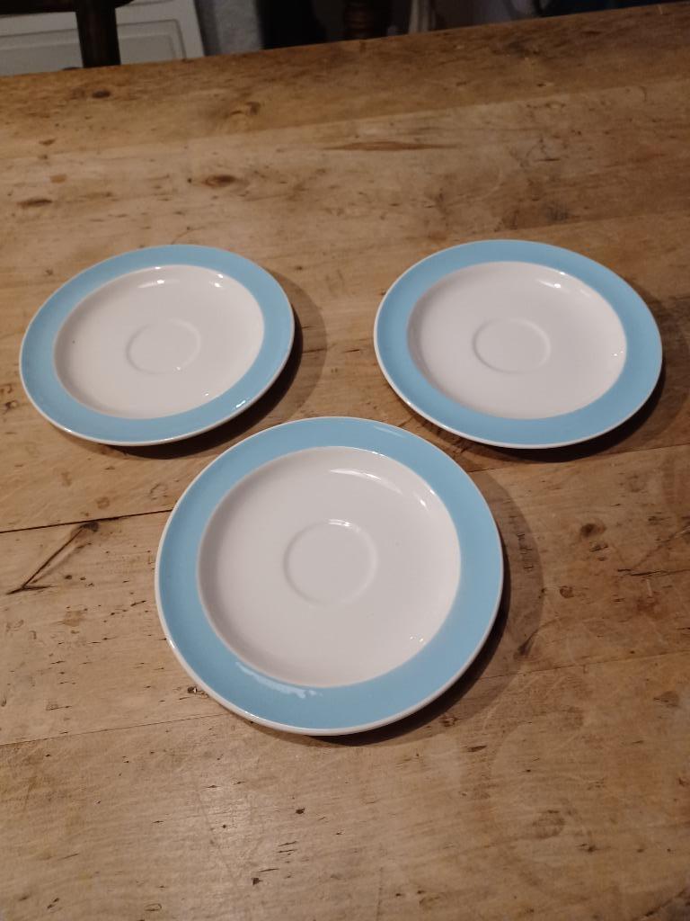 BOCH FRERES KERALUX onderbordjes pastelblauw aan 1.50 euro p, Ophalen of Verzenden