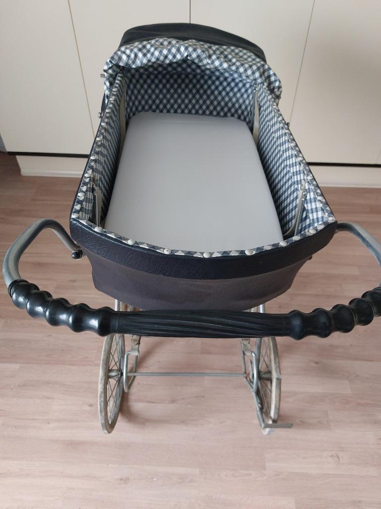 Retro kinderwagen, Ophalen, Gebruikt