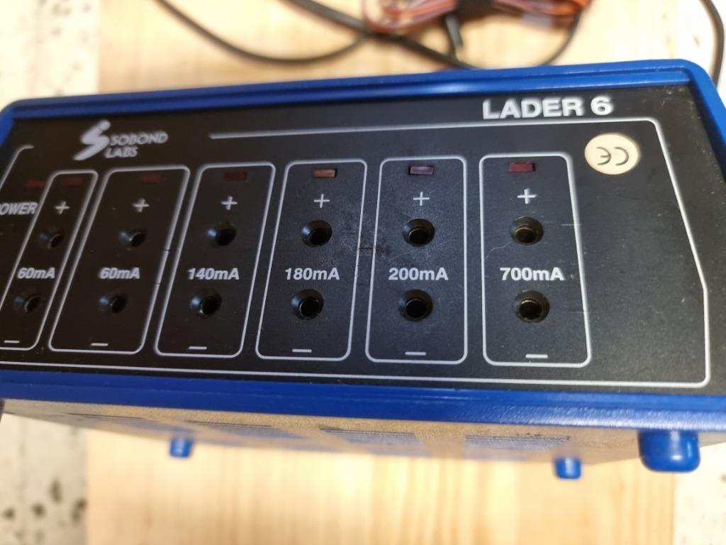 Chargeur à courant constant pour batteries., Enlèvement ou Envoi, Utilisé
