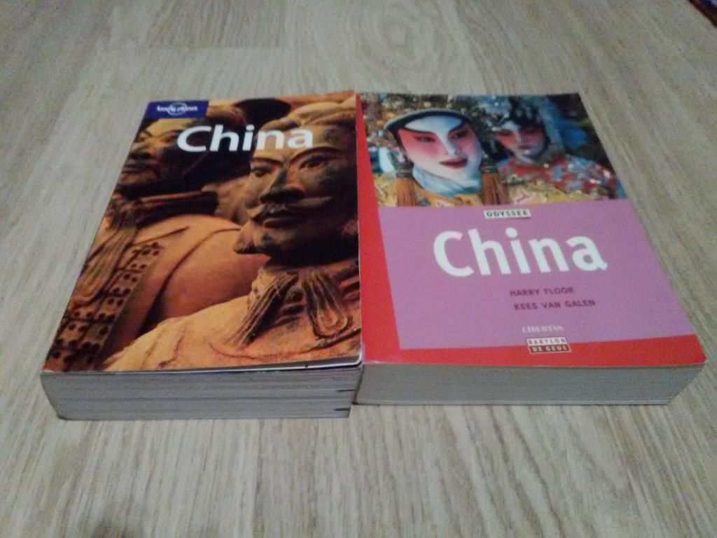 REISGIDSEN CHINA, Enlèvement ou Envoi, Lonely Planet
