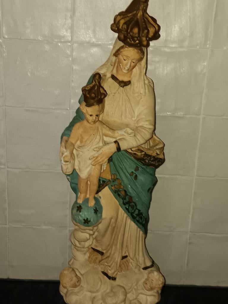 Statue antique de Marie, Enlèvement ou Envoi