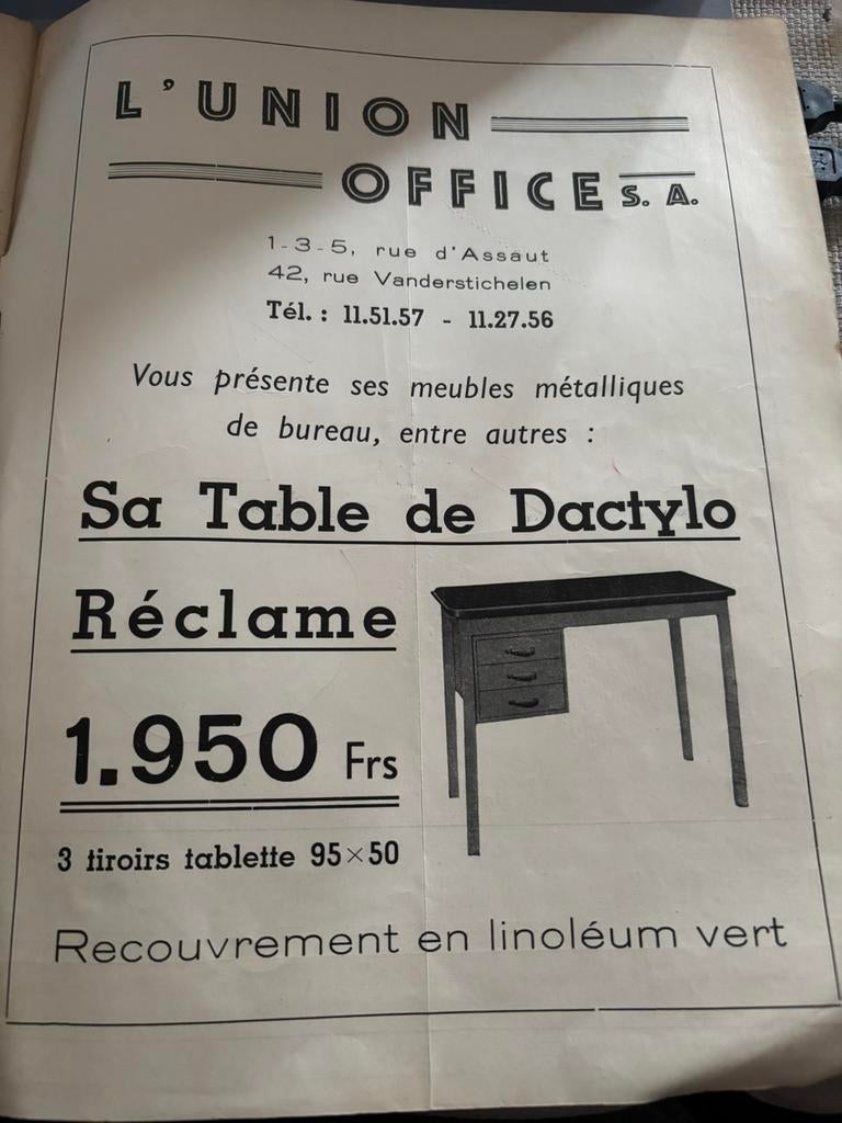 Dactylotafel uit de stillejaren, in staal, Ophalen