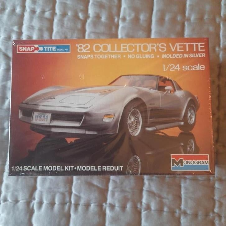 MONOGRAM : COLLECTOR´S CORVETTE 1982., Hobby en Vrije tijd, Modelbouw | Auto's en Voertuigen, Nieuw, Auto, Groter dan 1:32, Monogram