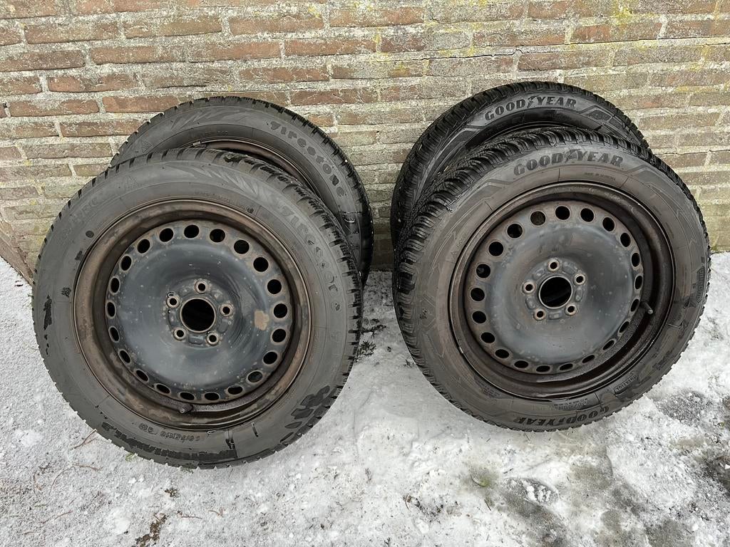 Winterbanden met velg 205/55R16 5x108, Auto-onderdelen, Banden en Velgen, Ophalen, Winterbanden