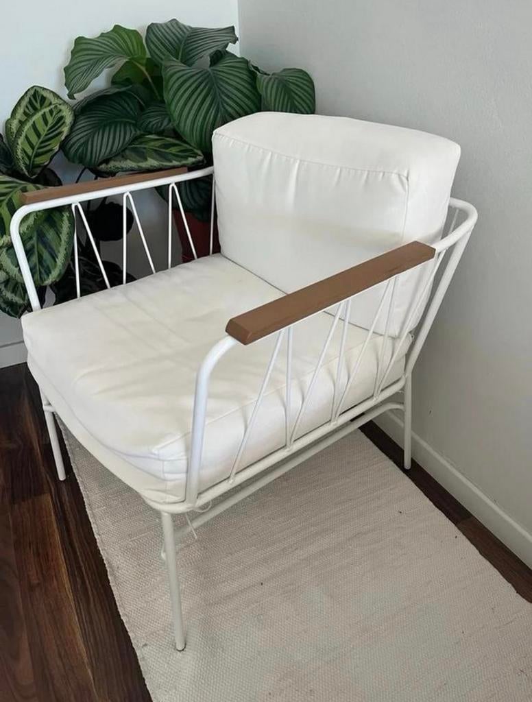 Lounge fauteuil éénzit wit staal incl. witte kussens, Huis en Inrichting, Fauteuils, Ophalen, Zo goed als nieuw, Stof, Modern