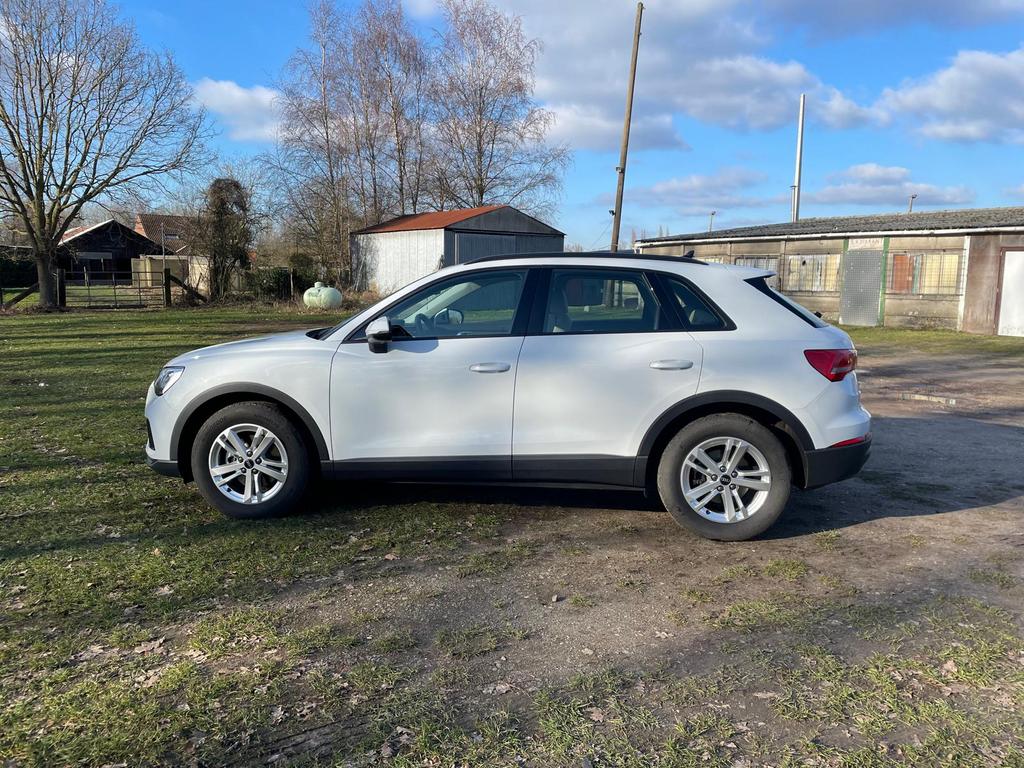 Audi Q3 in nieuwstaat, Auto's, Audi, Automaat, 1498 cc, Wit, Leder