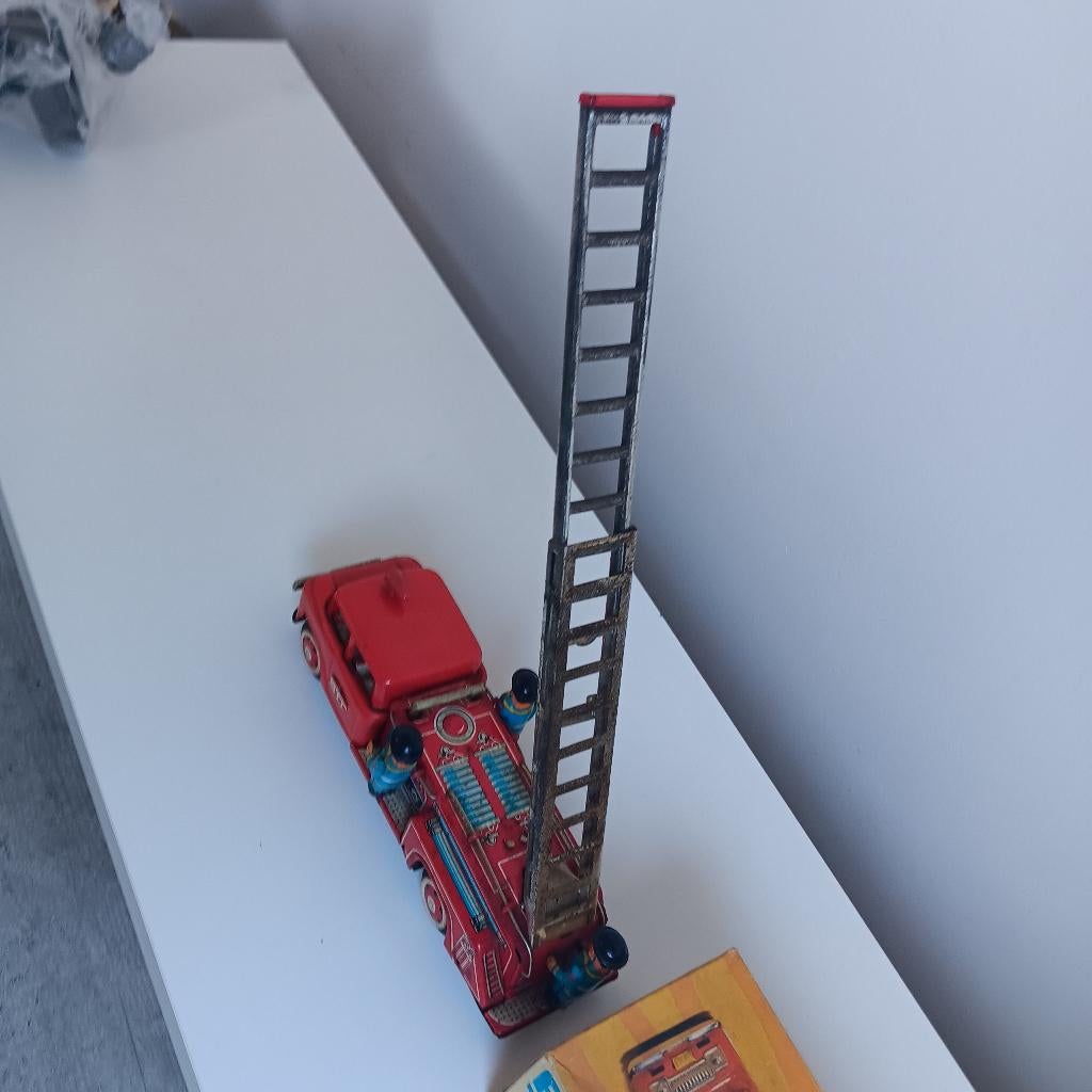 Old speelgoed brandweerwagen metaal, Verzamelen, Ophalen, Overige typen