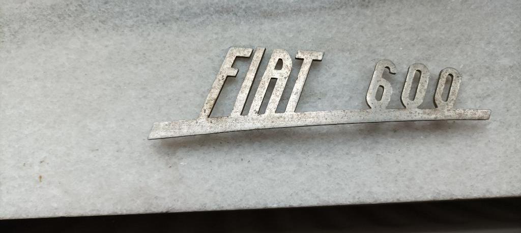 Authentiek Fiat 600-embleem van 16 cm, Verzenden, Gebruikt, Fiat