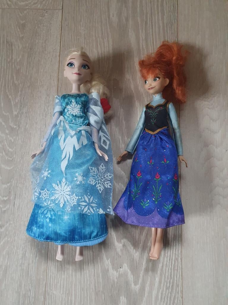Pop Frozen, Kinderen en Baby's, Speelgoed | Poppen, Ophalen of Verzenden, Gebruikt, Overige typen