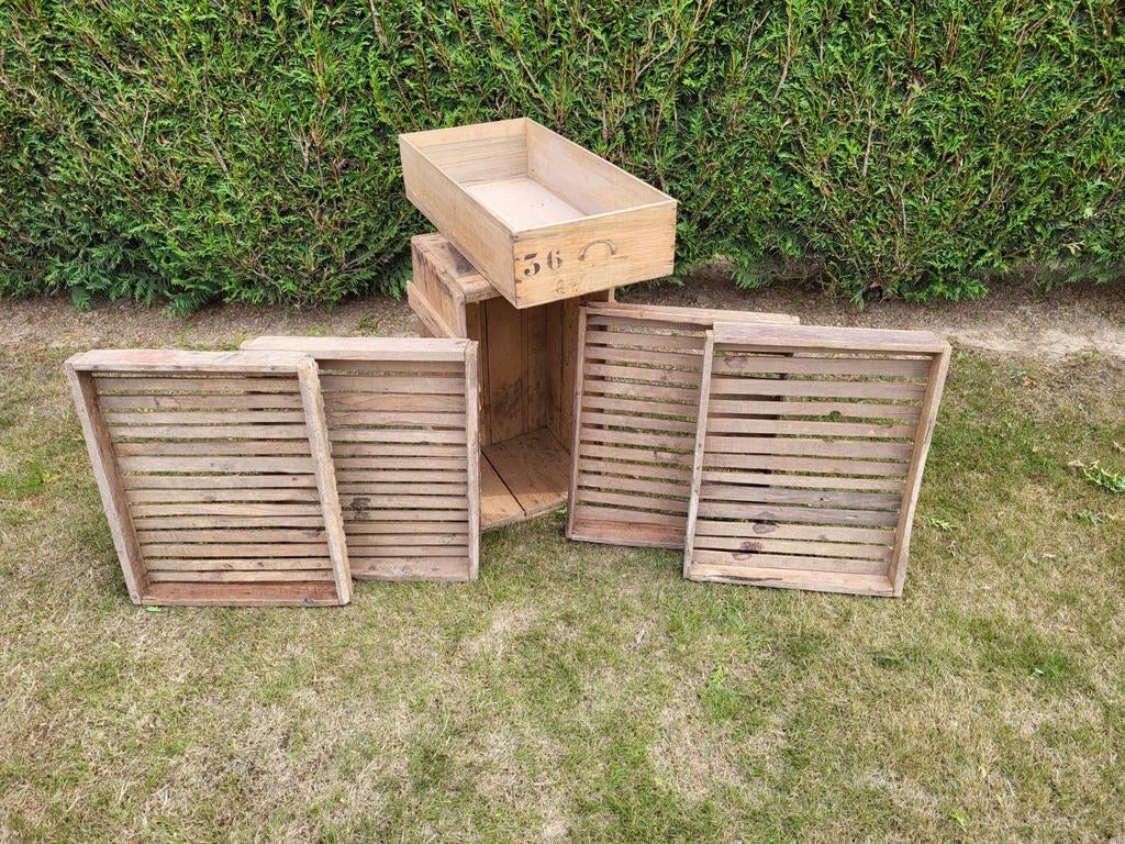 6 oude houten bakjes en bakken, Ophalen