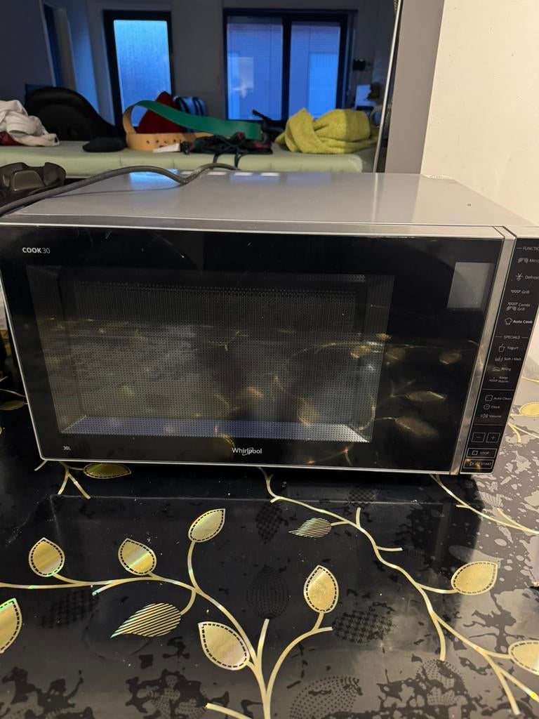 Microondes, Dieren en Toebehoren, Ophalen, Zo goed als nieuw