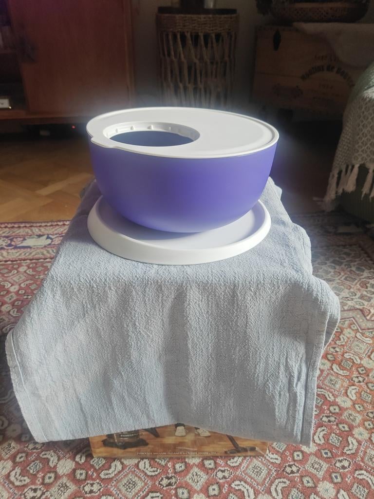 Grand bol à mélanger Tupperware. Nouveau, Enlèvement
