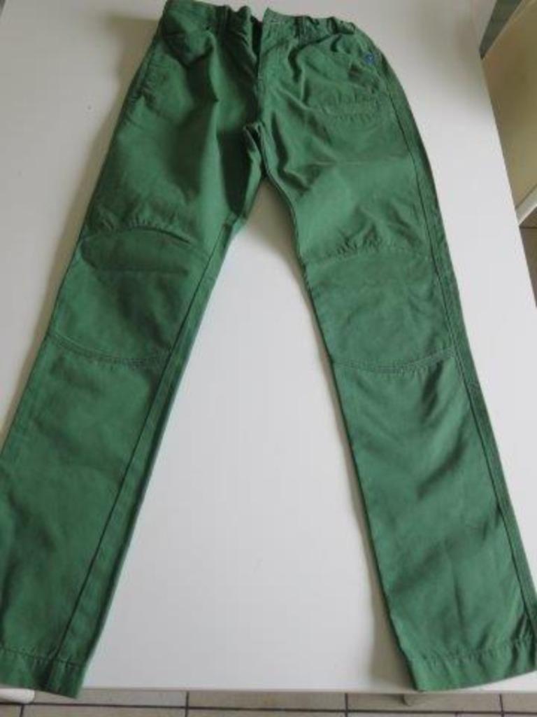 Groene broek merk CKS Maat 16 Nieuw, Kinderen en Baby's, Kinderkleding | Maat 164, Broek, Nieuw, Ophalen of Verzenden, CKS