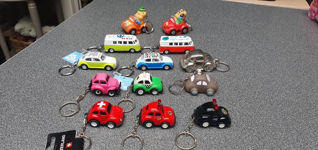 Assortiment VW kever en VW bus sleutelhangers., Verzamelen, Ophalen of Verzenden, Zo goed als nieuw