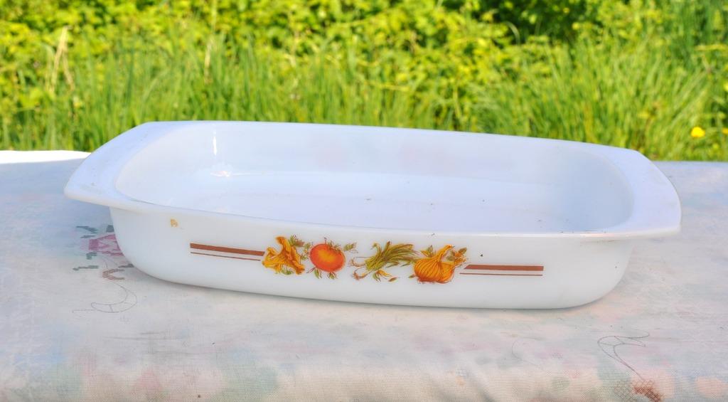 plat pour four vintage arcopal decor legume, Enlèvement ou Envoi, Comme neuf, Autres types