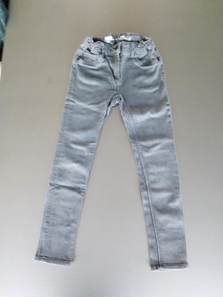 Grijze jeans JBC maat128, Kinderen en Baby's, Kinderkleding | Maat 128, Broek, Jongen of Meisje, Ophalen of Verzenden, Zo goed als nieuw