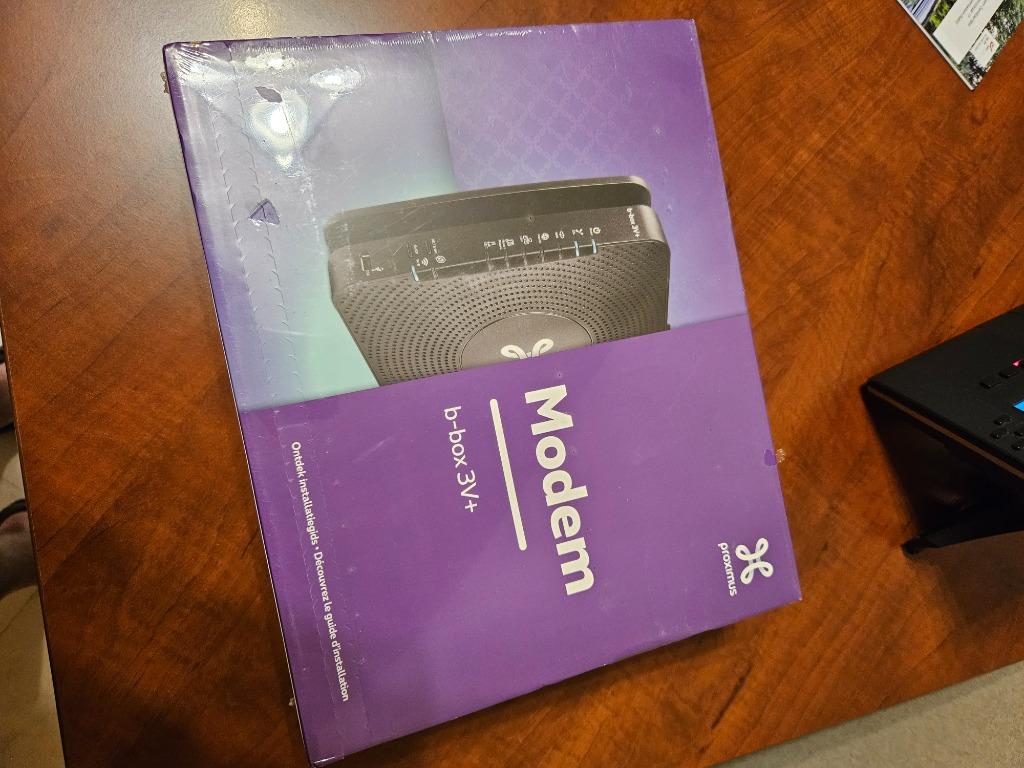 Modem Bbox3 Proximus, Computers en Software, Ophalen of Verzenden, Nieuw, Router met modem