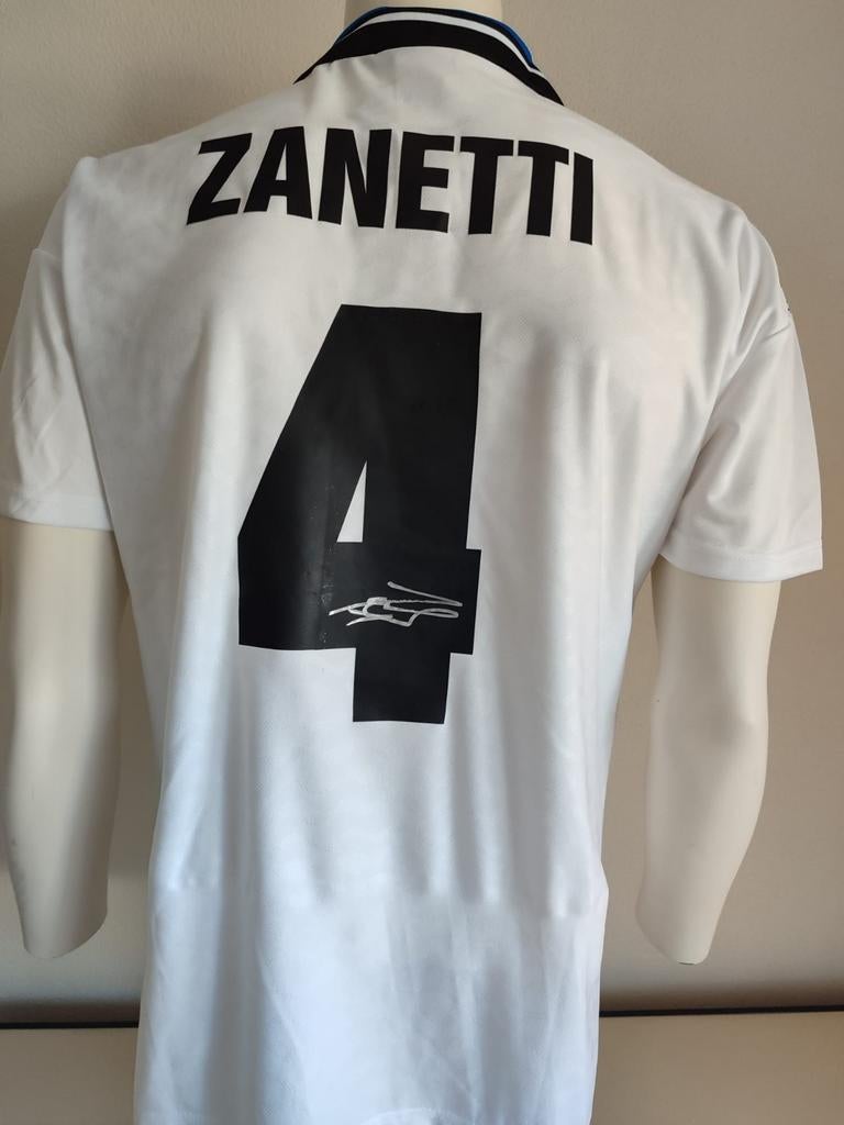 Javier Zanetti a signé un maillot avec un manteau de l'Inter, Enlèvement ou Envoi, Neuf, Maillot