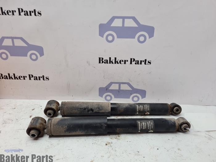 Kit amortisseur d'un Nissan Qashqai, Autos : Pièces & Accessoires, Suspension & Châssis, Nissan, Utilisé, 3 mois de garantie