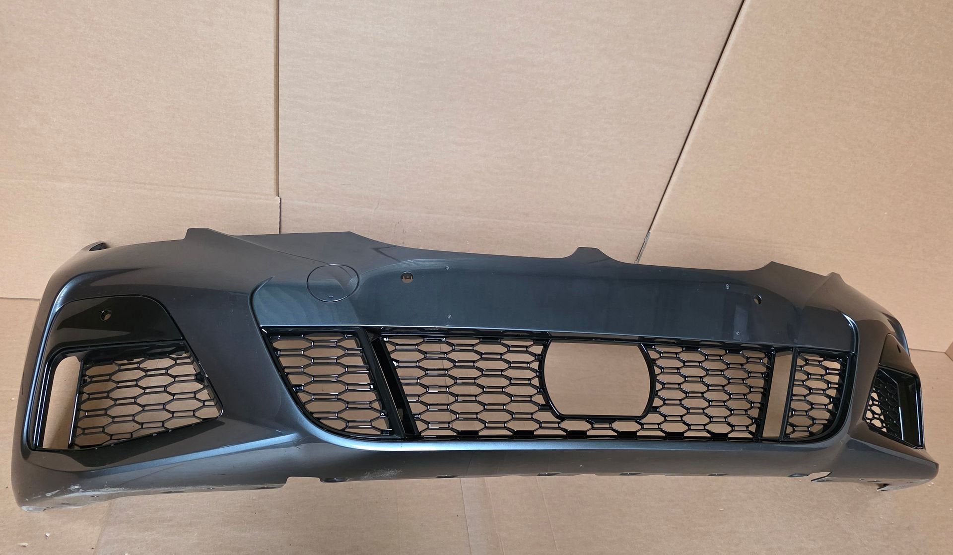Voorbumper BMW 3 Serie G20 G21 M340i M Pakket 6xPDC, Gebruikt, -, Voor, Ophalen of Verzenden