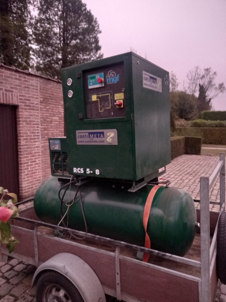 compressor met 500l.vat, Doe-het-zelf en Bouw, Ophalen, Gebruikt, Geluidgedempt, 6 tot 10 bar