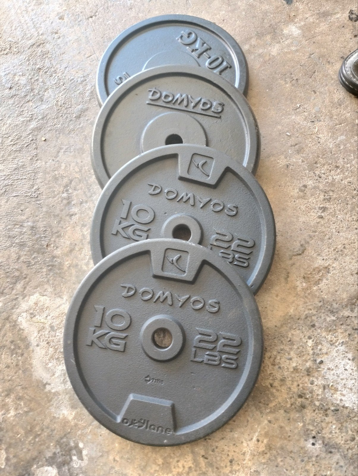 4 Haltères Domyos de 10 kg, Sports & Fitness, Enlèvement, Comme neuf, Haltère