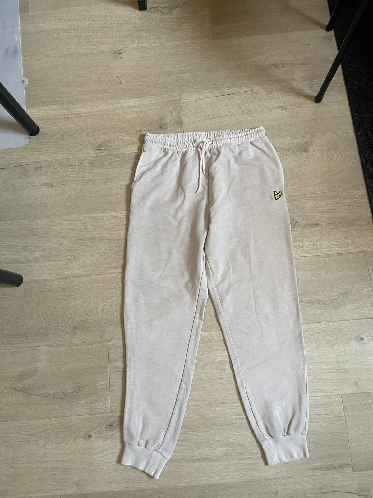 Johgingbroek van Lyle & Scott - 12, Kleding | Dames, Beige, Maat 42/44 (L), Ophalen of Verzenden, Zo goed als nieuw