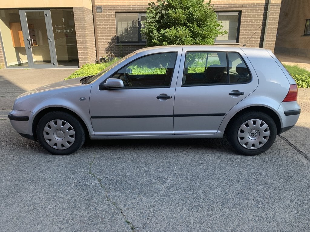 Volkswagen Golf, Autos, Argent ou Gris, Achat, Boîte manuelle, 1387 kg