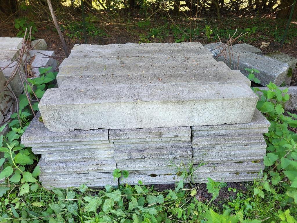 Bordures en béton 100x40x6 (50 pièces)/100x20x6 (25 pièces), Jardin & Terrasse, Traverses & Bordures, Enlèvement, Béton