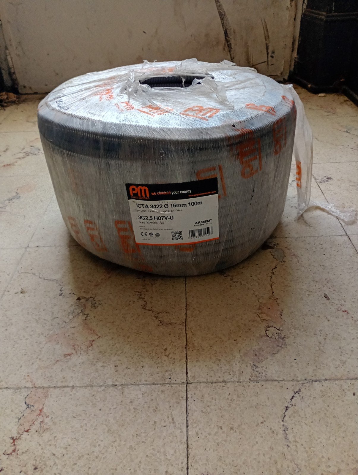 Rol 100 m kabel, Doe-het-zelf en Bouw, Ophalen