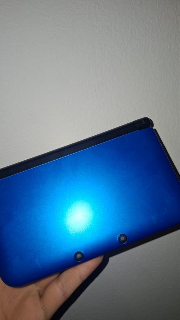 3DS Xl HACK met meer dan 130 geïnstalleerde games!!, Games en Spelcomputers, Ophalen, Zo goed als nieuw, Blauw, 3DS