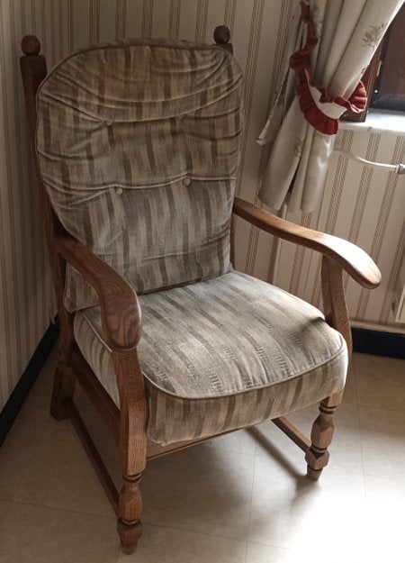 Deux Fauteuils avec accoudoirs, Maison & Meubles, Moins de 75 cm, Bois, Enlèvement, Utilisé