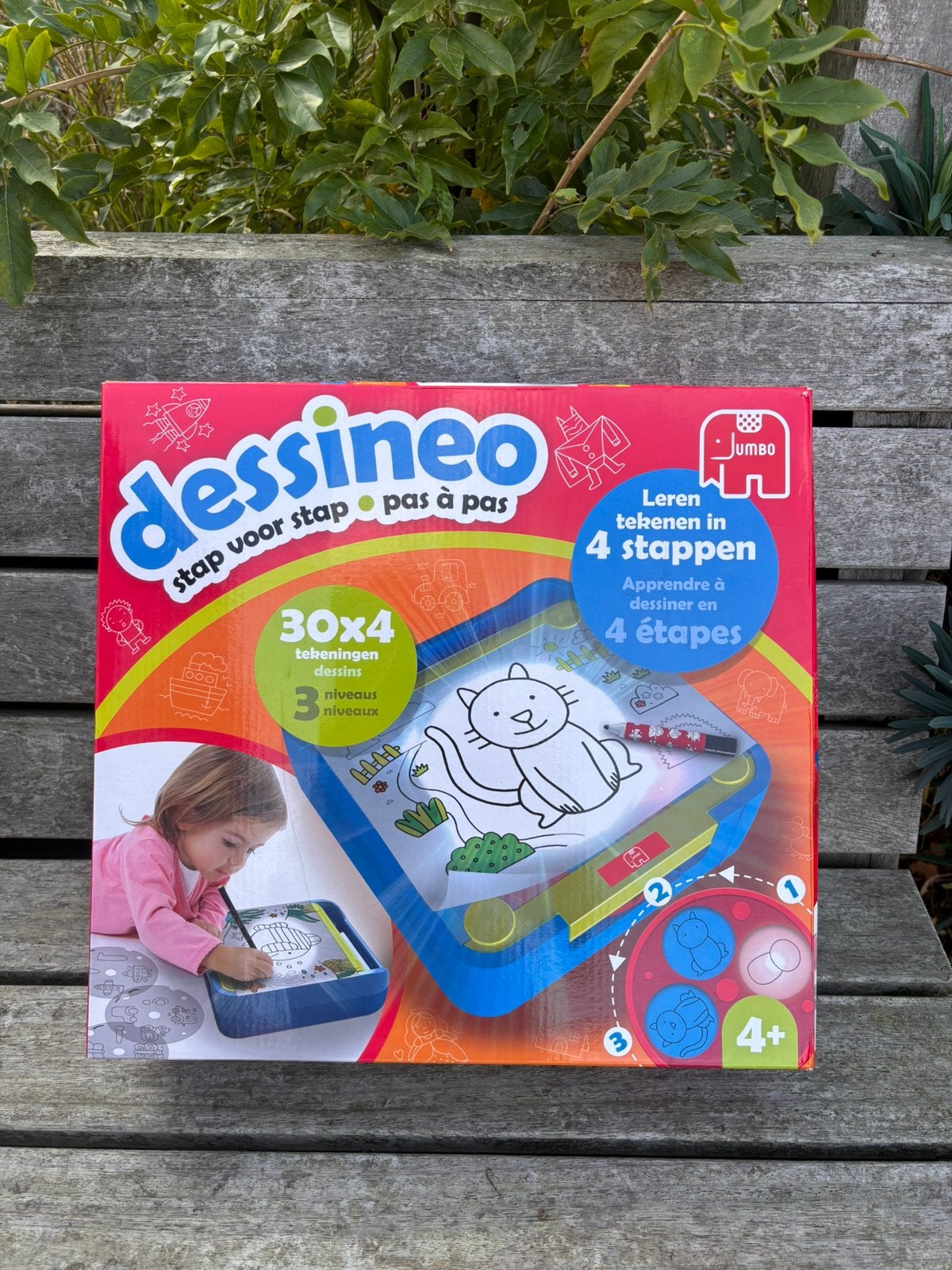 Stap voor stap tekenen Dessineo, Ophalen, Zo goed als nieuw