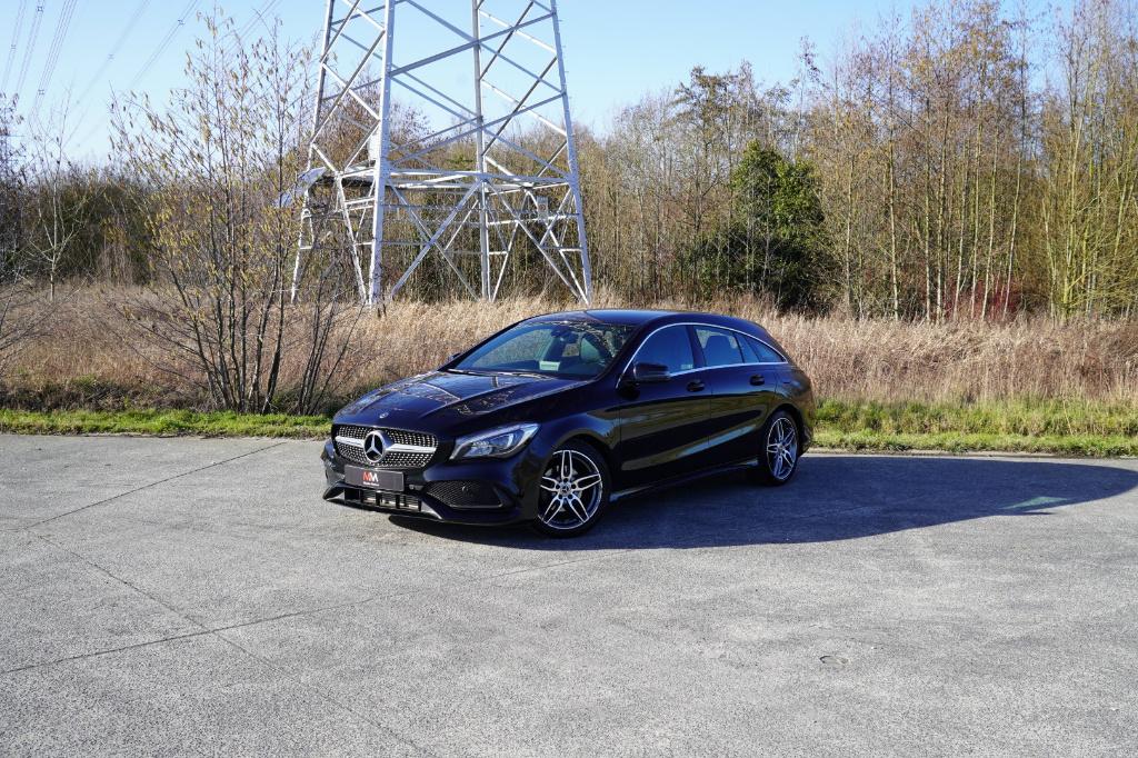 Mercedes CLA 200d AMG-Line / 2018 / 12M Garantie, CLA, 4 cilinders, Leder en Stof, Zwart