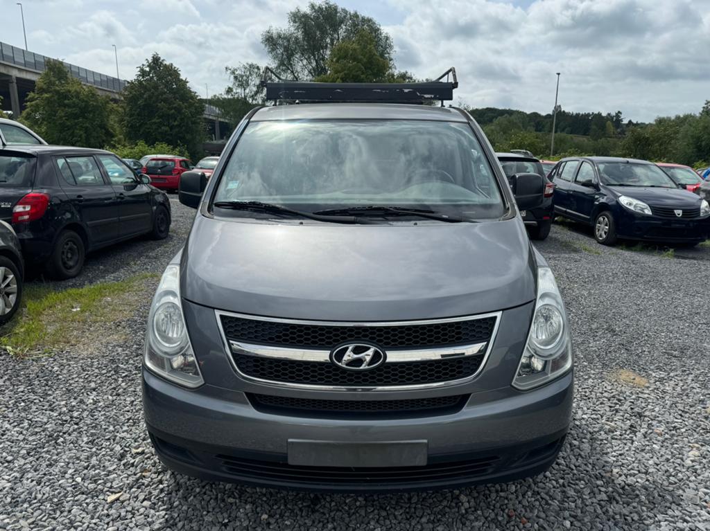 HYUNDAI H1, 100 kW, Achat, Entreprise, 3 places