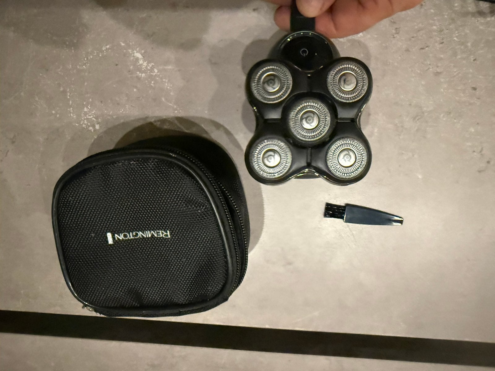 Rasoir électrique Remington, TV, Hi-fi & Vidéo, Casques audio, Enlèvement ou Envoi, Comme neuf