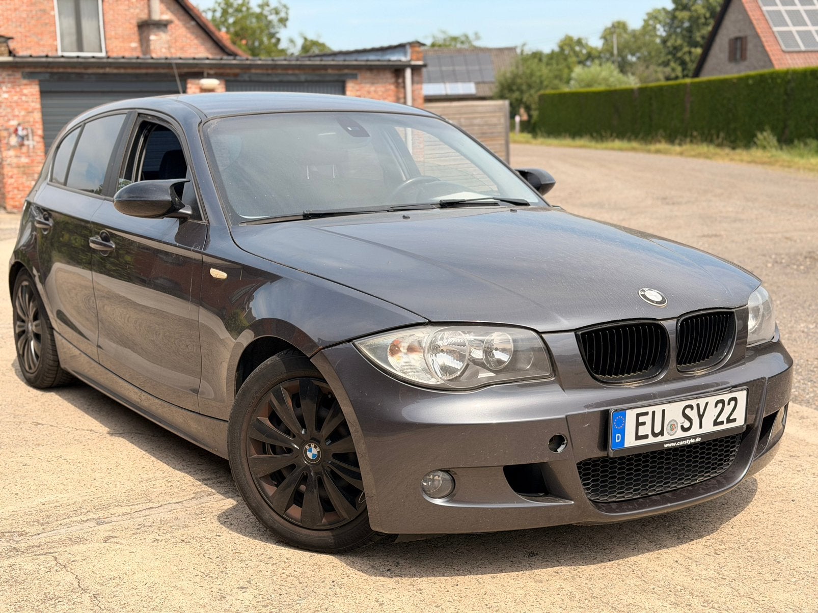 BMW 1 SERIE 116i ✅M PACK/Verlaagd met attest /AIRCO/CARPLAY, Auto's, BMW, 5 deurs, Euro 4, 85 kW, Lichtsensor