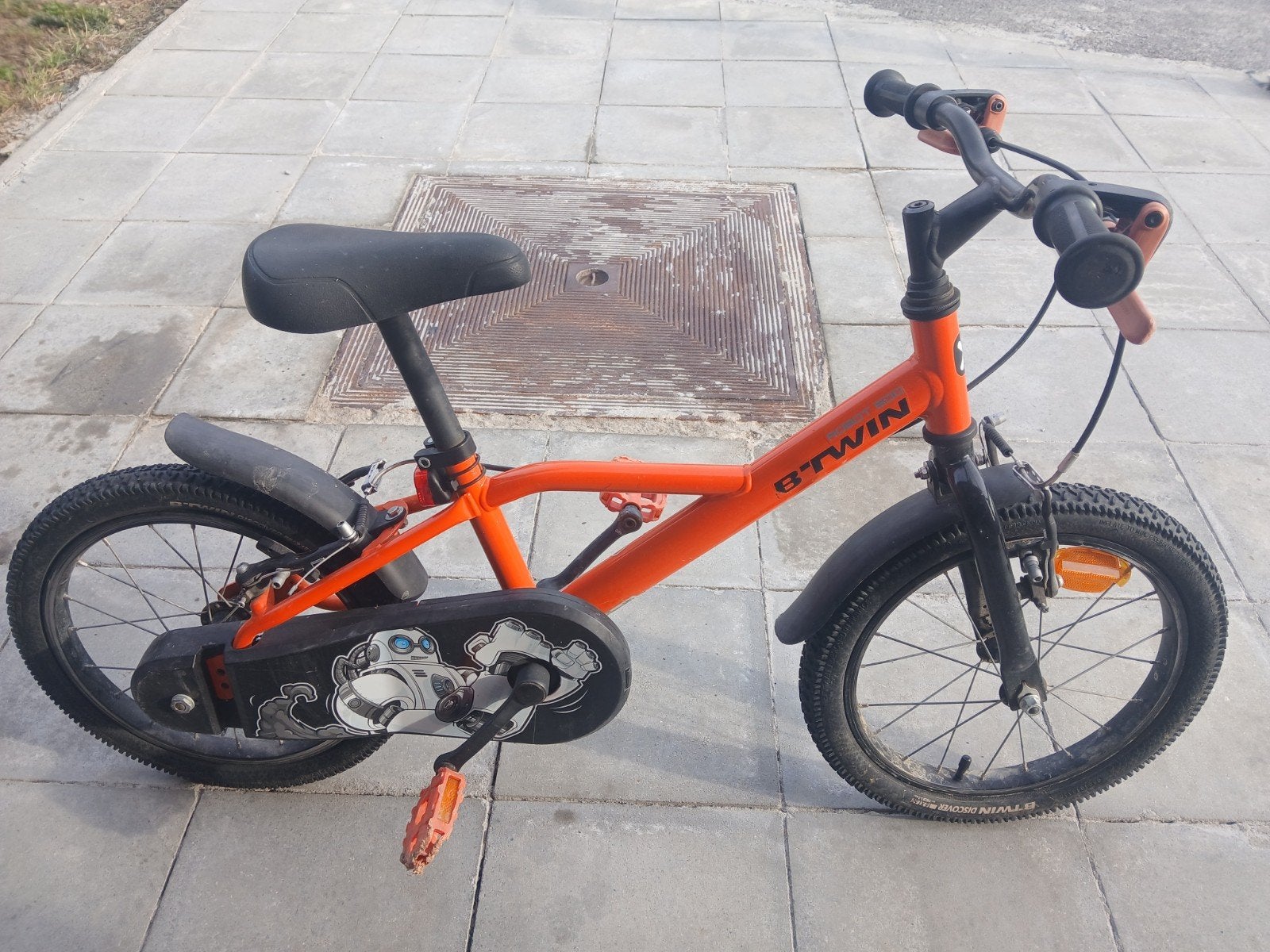 a vendre vélo enfant decathlon b twin 16 pouces état neuf, Ophalen of Verzenden