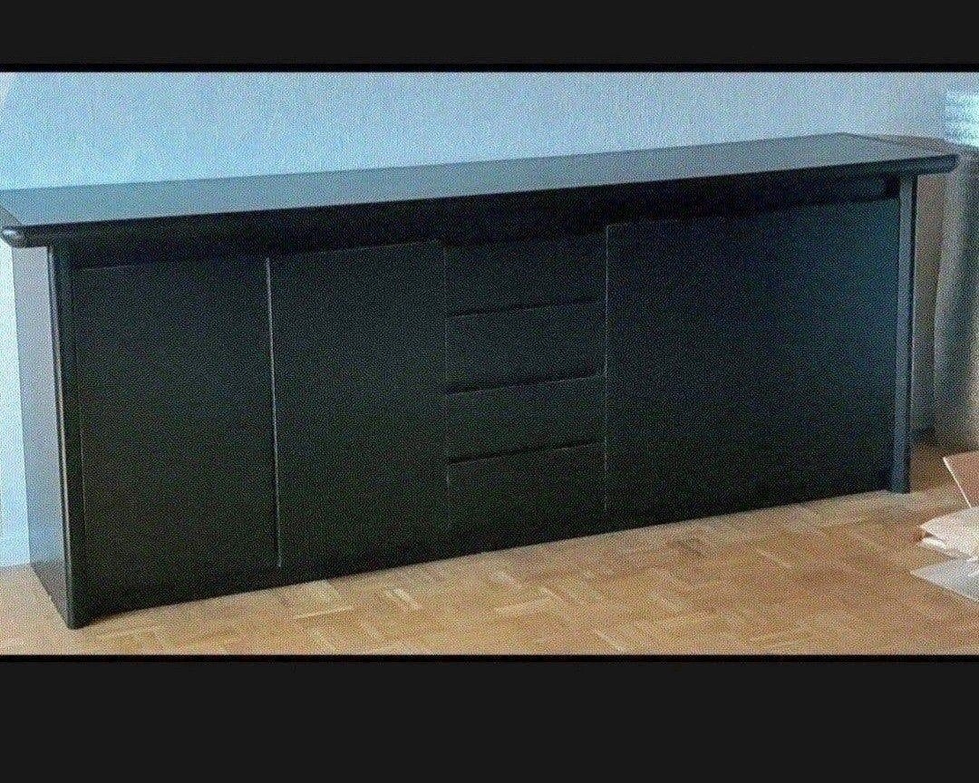 Commode, Enlèvement