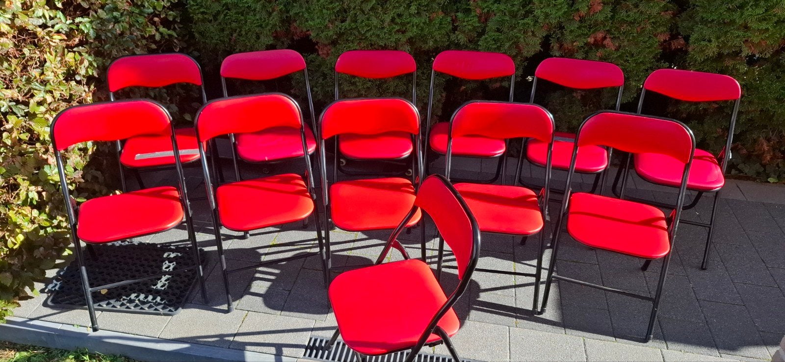 chaises pliantes, Enlèvement, Utilisé, Rouge, Cinq, Six Chaises ou plus