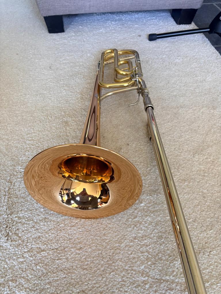 Tenor Trombone King 4B, Muziek en Instrumenten, Ophalen, Zo goed als nieuw, Tenor, Met koffer