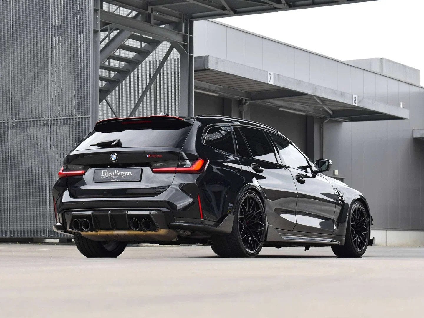 BMW M3 CS Touring / FULL CARBON / BLACK SAPPHIRE, Autos, Cuir, Entreprise, https://public.car-pass.be/vhr/1a433d6d-6747-4685-81d6-110e2b8f3876