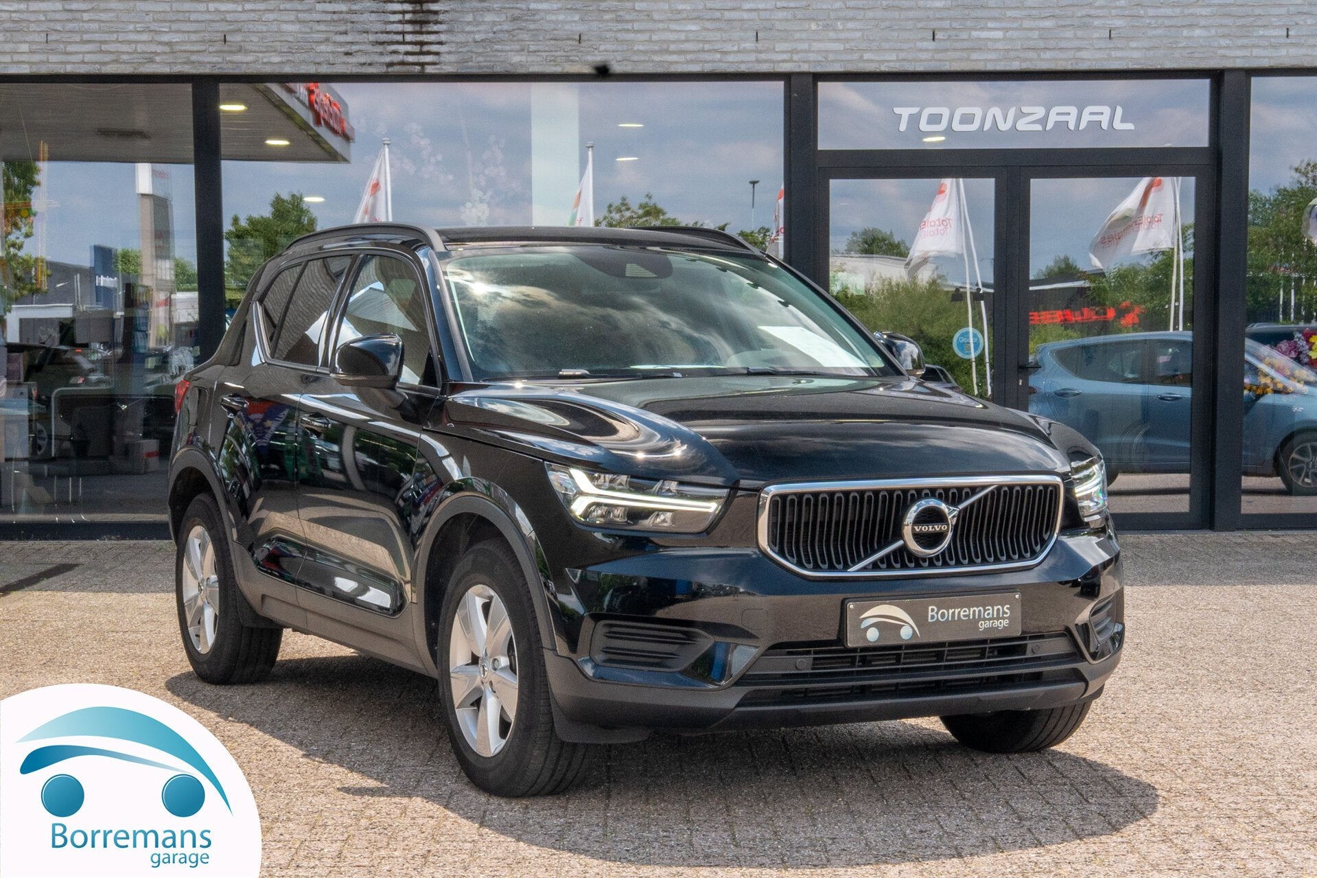 Volvo XC 40 T3 Momentum Core | Trekhaak | Camera | Zetelver, Autos, Volvo, 0 kg, Achat, Euro 6, Entreprise