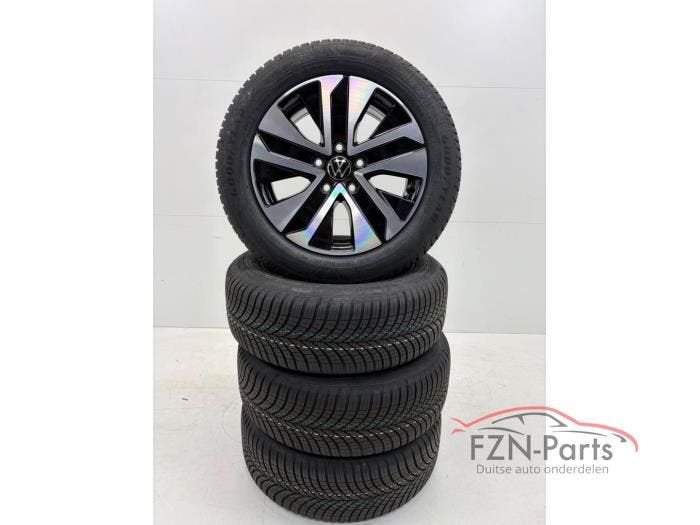 VW Golf 8 8.5 Velgen set 4 Stuks met banden 4 season banden, Enlèvement ou Envoi, Neuf, Pneu(s)
