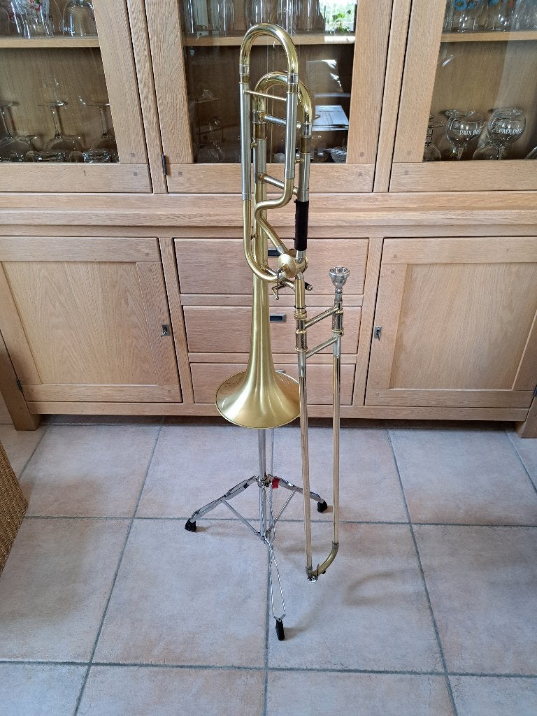 Trombone Stomvi  Titan TB5100 4b, Muziek en Instrumenten, Ophalen of Verzenden, Gebruikt, Tenor, Met koffer
