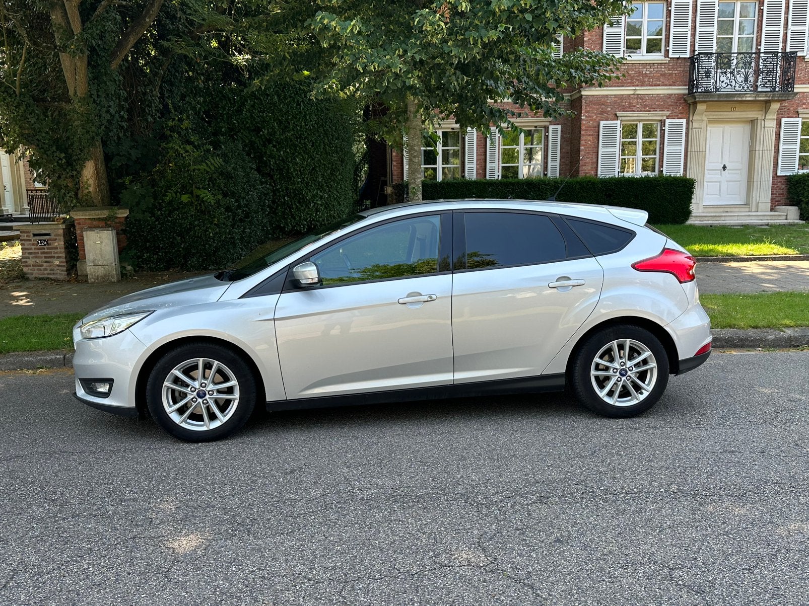Ford Focus essence 2016 140 000 km, Achat, Euro 6, Boîte manuelle, 5 portes