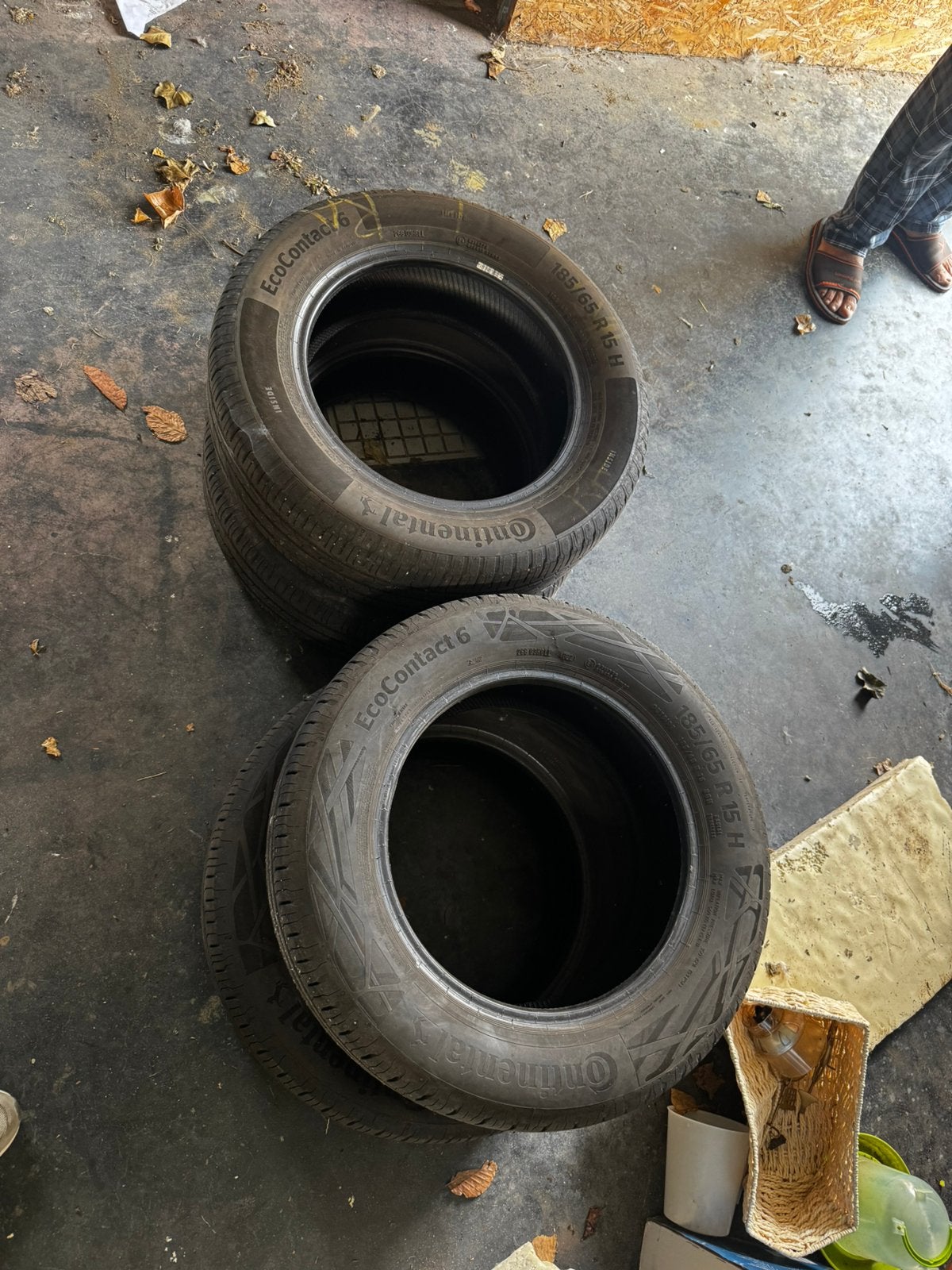 Continental 4 zomer banden 185/65 R15, Articles professionnels, Agriculture | Pièces | Pneus, Jantes & Essieux, Enlèvement