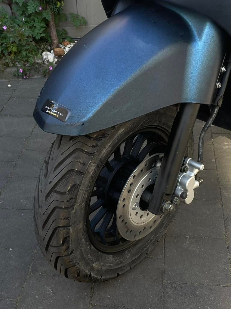 Scooter | A Klasse | Bj2022 | 6.110km | Full Led | Zuinig!, Fietsen en Brommers, Riva, Btc, Ophalen of Verzenden, Zo goed als nieuw