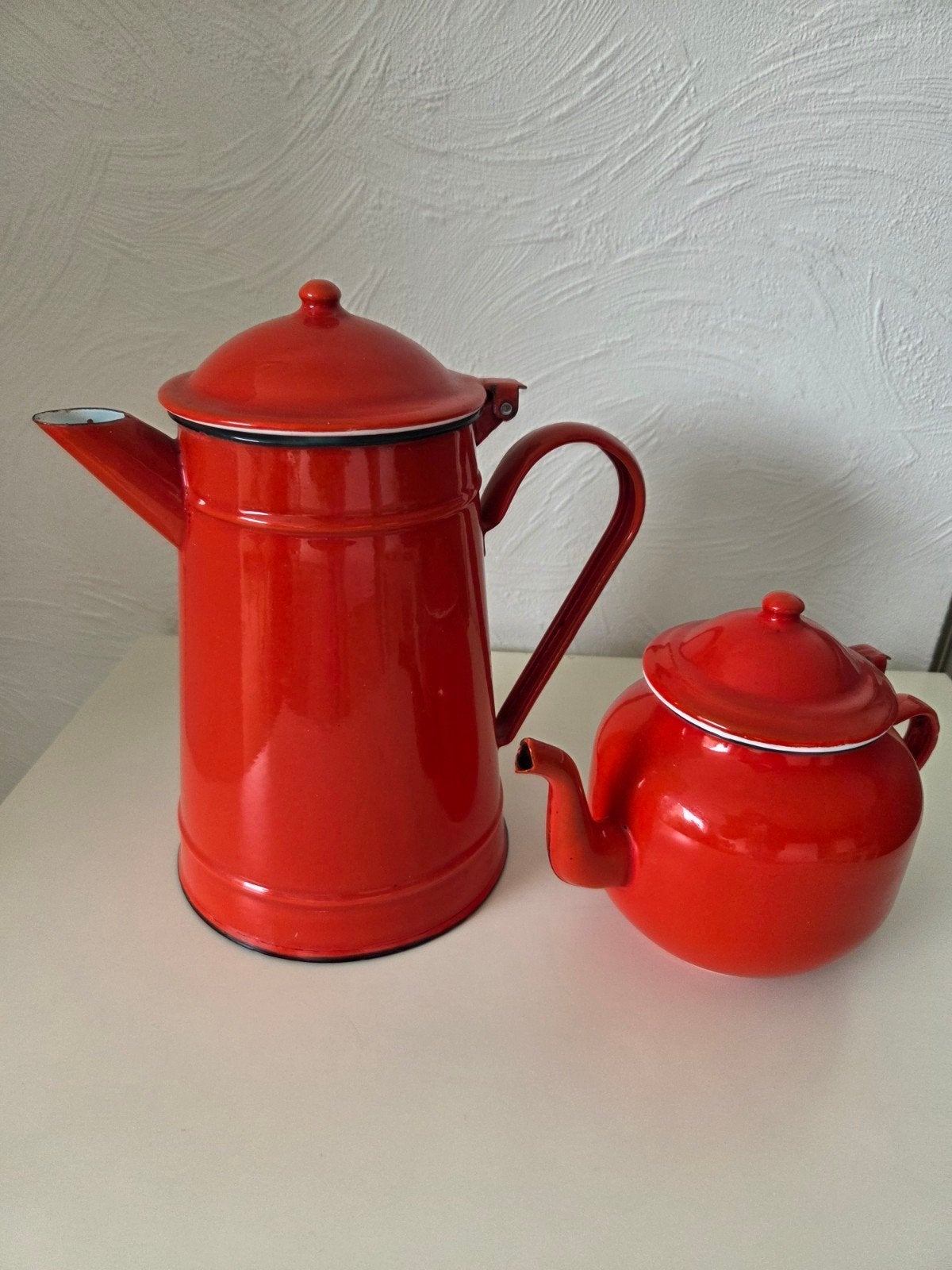 Mooie rode koffie- en theepot, Antiquités & Art, Antiquités | Email, Enlèvement